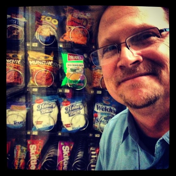 Happy Valentine's Day to the best honey bun around! No hydrogenated fats! All natural! He's truly a honey bun among honey buns and I love him. Don't hate. 